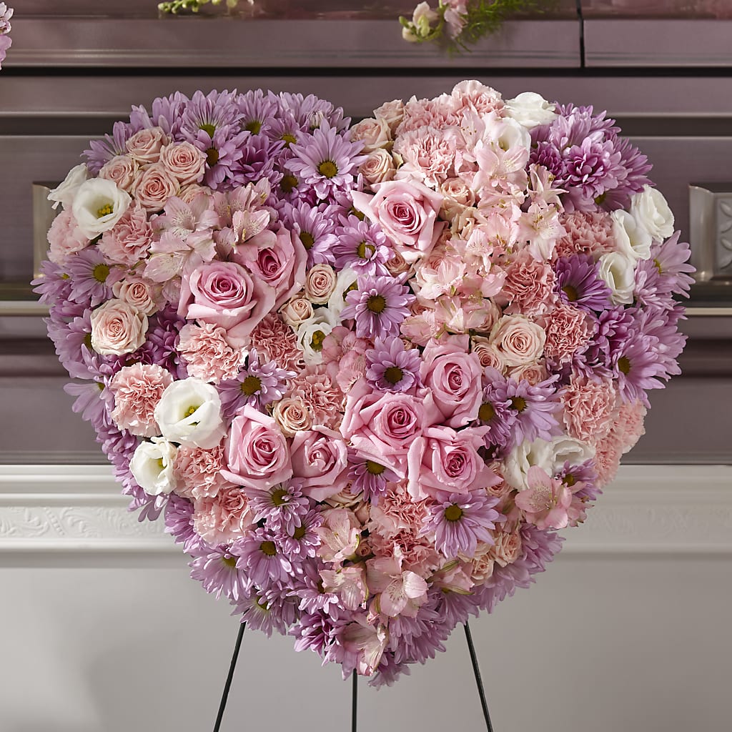 Heaven's Light Heart – ROSEMARY & PEPPER FLOWER CO, Gaylord MI