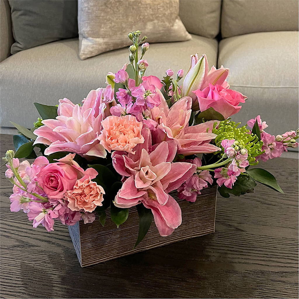 Beautiful Spirit Basket – ROSEMARY & PEPPER FLOWER CO, Gaylord MI