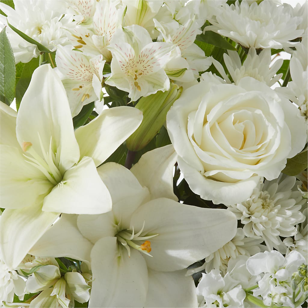 Peaceful Reflections Arrangement – ROSEMARY & PEPPER FLOWER CO, Gaylord MI