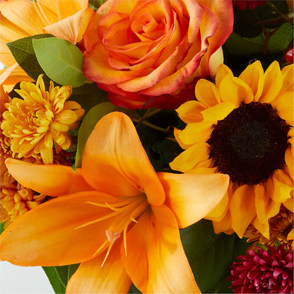 Grateful Centerpiece – ROSEMARY & PEPPER FLOWER CO, Gaylord MI