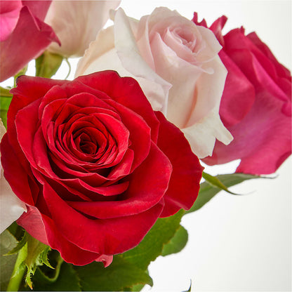 Charming Rose Bouquet – ROSEMARY & PEPPER FLOWER CO, Gaylord MI