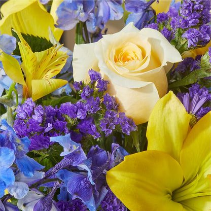 Limoncello Bouquet – ROSEMARY & PEPPER FLOWER CO, Gaylord MI