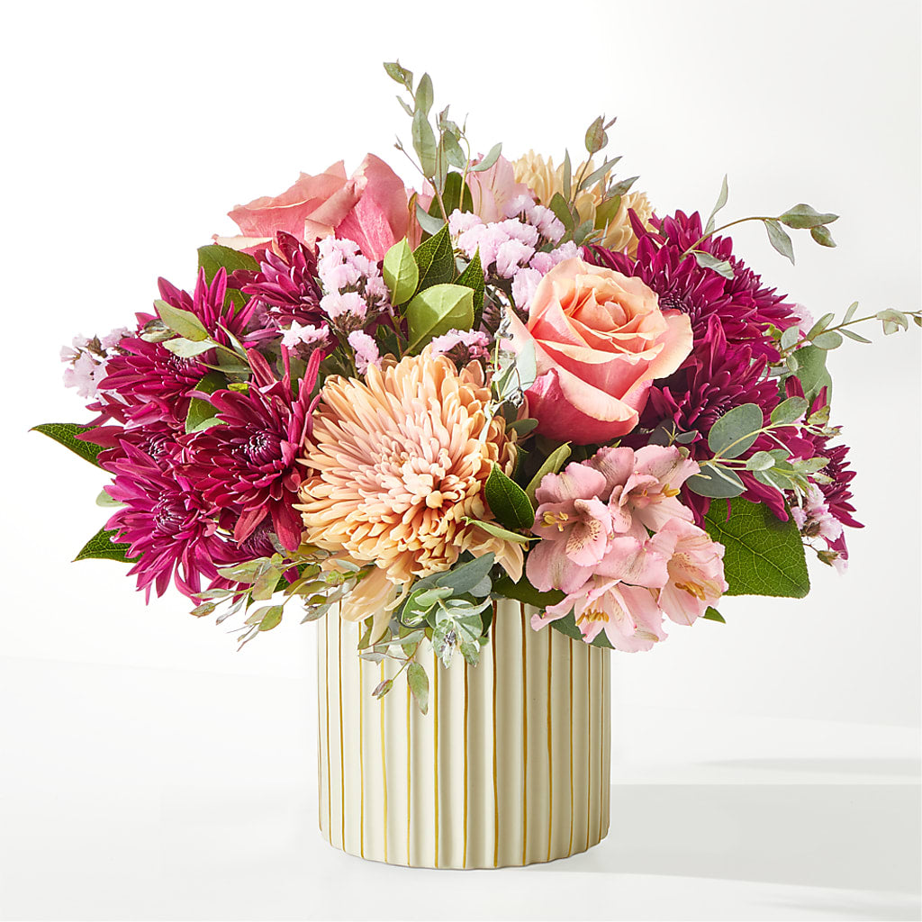 Berry Cobbler Bouquet with Ivory Vase – ROSEMARY & PEPPER FLOWER CO, Gaylord MI
