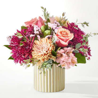 Berry Cobbler Bouquet with Ivory Vase – ROSEMARY & PEPPER FLOWER CO, Gaylord MI
