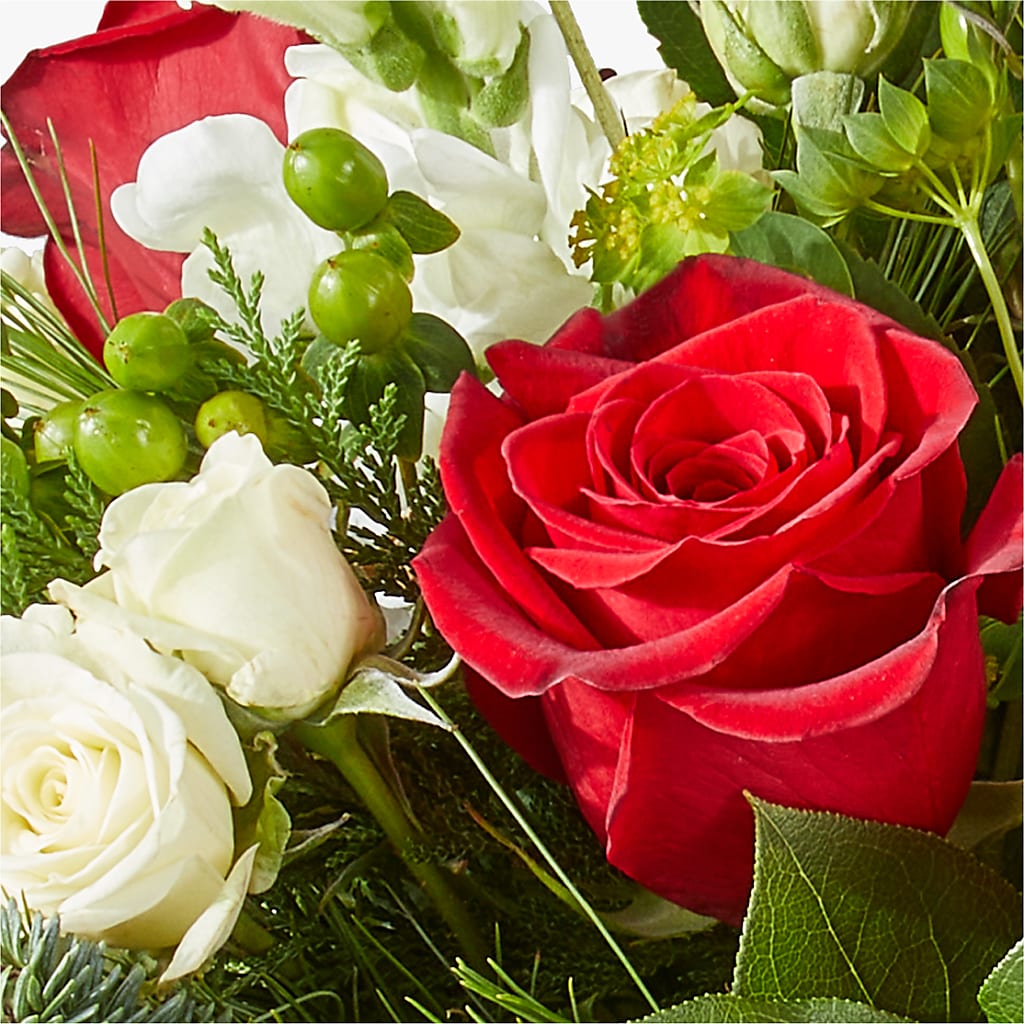Deck the Halls Bouquet – ROSEMARY & PEPPER FLOWER CO, Gaylord MI