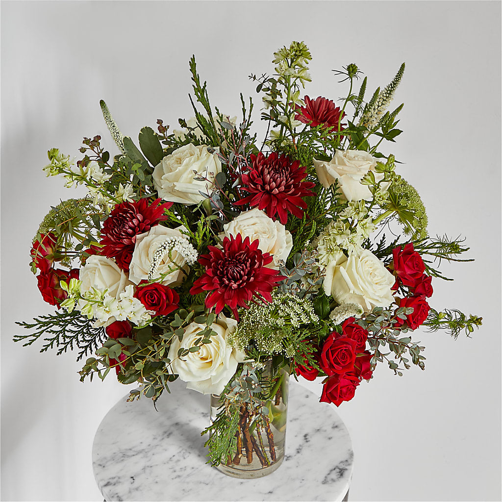 Favorite Traditions Bouquet – ROSEMARY & PEPPER FLOWER CO, Gaylord MI