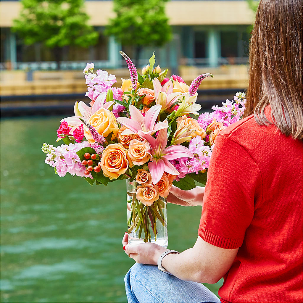 Bisous Bouquet – ROSEMARY & PEPPER FLOWER CO, Gaylord MI