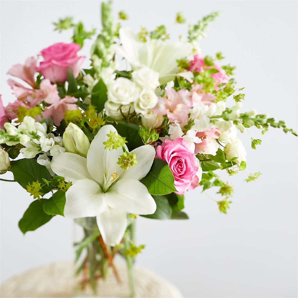 Fondly Bouquet – ROSEMARY & PEPPER FLOWER CO, Gaylord MI