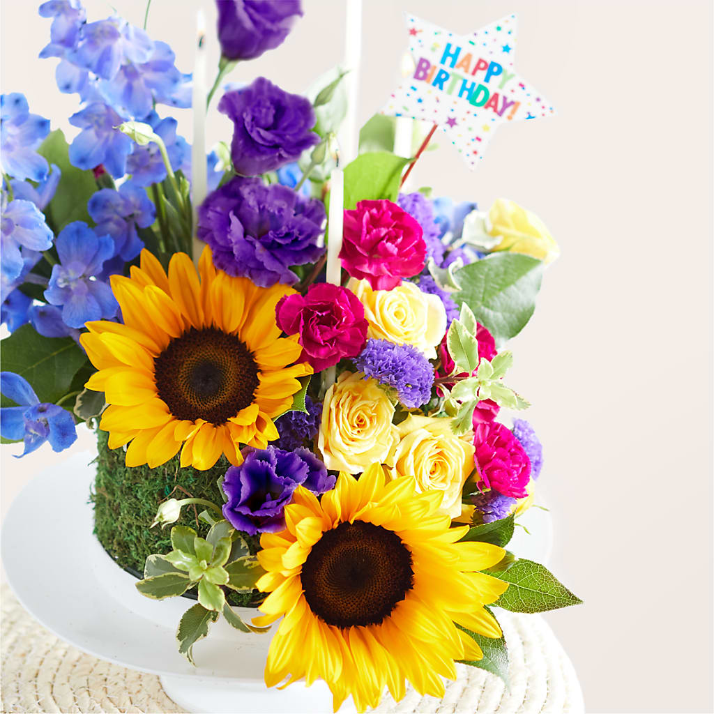 Star of the Day Floral Cake – ROSEMARY & PEPPER FLOWER CO, Gaylord MI