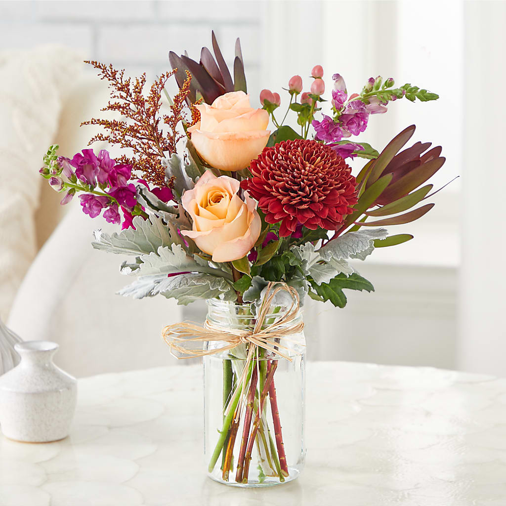 Moody Hues Bouquet – ROSEMARY & PEPPER FLOWER CO, Gaylord MI
