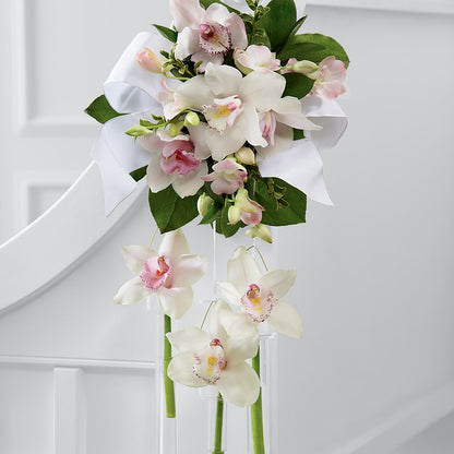 Perfect Entrance Pew Arrangement – ROSEMARY & PEPPER FLOWER CO, Gaylord MI