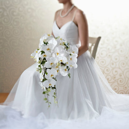 Classic White Bouquet – ROSEMARY & PEPPER FLOWER CO, Gaylord MI